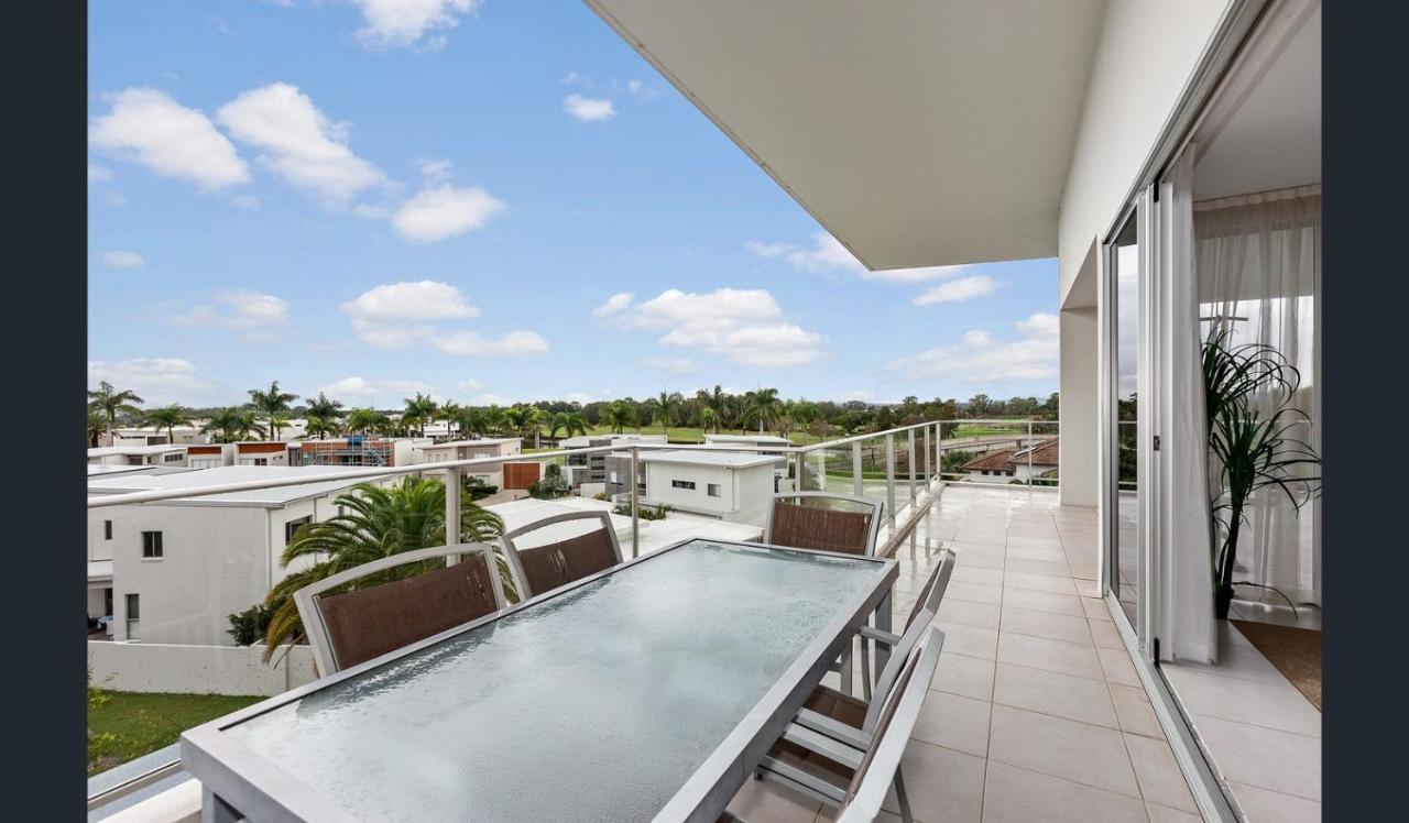 Azzura Greens Resort Gold Coast Exterior photo